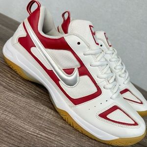Rare VTG Nike Multi Court 7 Athletic Shoes